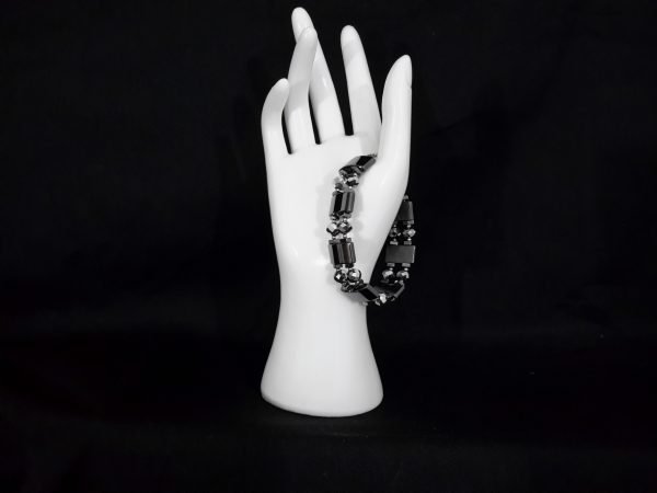 Hematite With Mirrored Beads