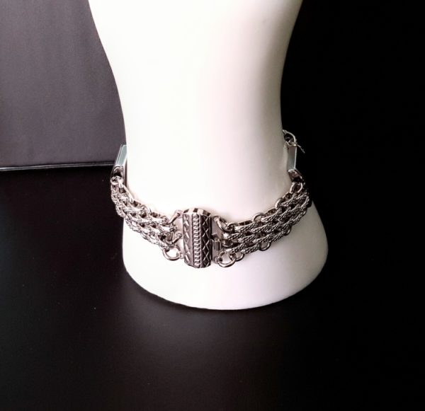 Chain Effects (bracelet  only)